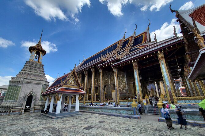 Private Tour to Grand Palace, Pho Temple and Arun Temple - Getting the most out of your private guide