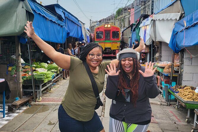 Private Tour to Maeklong Railway Market and Floating Market - Price and logistics: when $125 feels like a smart buy