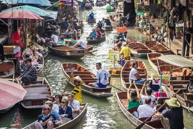 Private Tour to Railway Market and Damnoen Saduak Floating Market - The timing math: 7 AM vs 9 AM pickup