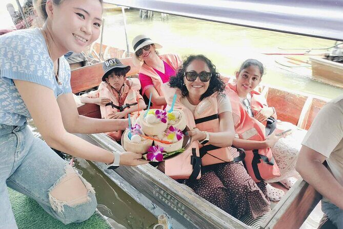 Private Tour to Railway Market Floating Market and Ayutthaya - Food treats and what you should budget for