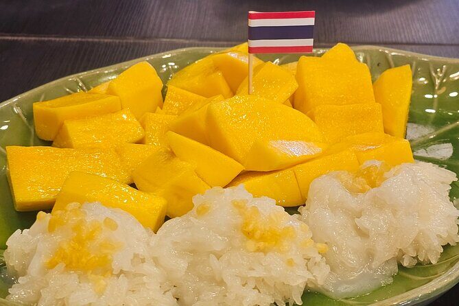 Private Tour to Railway Market Floating Market and Ayutthaya - Should you book this private Railway Market, Floating Market, and Ayutthaya tour?
