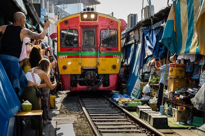 Private Tour to Railway Market, Floating Market And Ayutthaya - FAQ