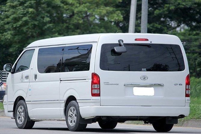 Private Transfer from Bangkok Airport to Hotel in Bangkok - Child Seats, Wheelchairs, and Safety Belt Rules