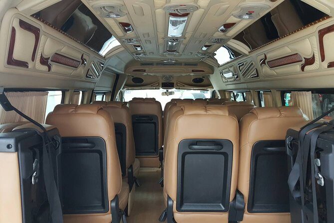 Private transfer from Hotel in Bangkok to BKK Airport - The drive: comfort, luggage space, and timing in real traffic
