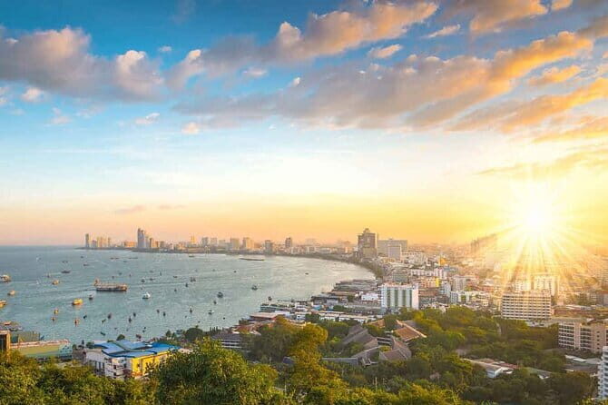 Private Transfer from Pattaya to Don Mueang/Suvarnabhumi Airport - Who this private transfer suits best