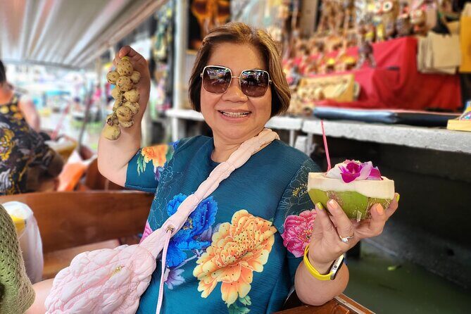Railway Market, Floating Market and After the Rain Cafe - Damnoen Saduak Floating Market: Shopping by Boat and Canal Rhythm