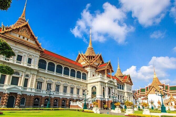 Royal Palace Bangkok Entrance Ticket with Hotel Pick Up - Timing strategy: how to make the most of the palace hours
