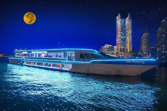 Royal Princess Dinner Cruise: Bangkok Chao Phraya River - Chao Phraya at 7:30 pm: what the evening actually feels like