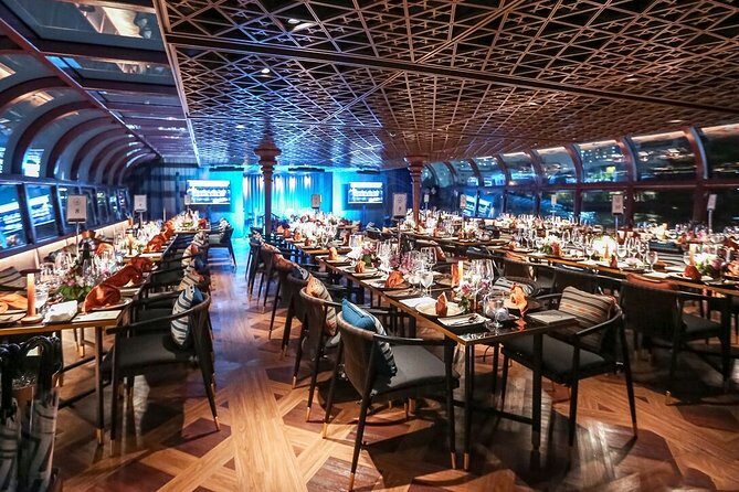 Saffron: A Luxurious Dinner Voyage on the River of Kings - Guan Yu shrine, the Bank of Thailand Museum, and Phra Sumen Fort: the river’s layers