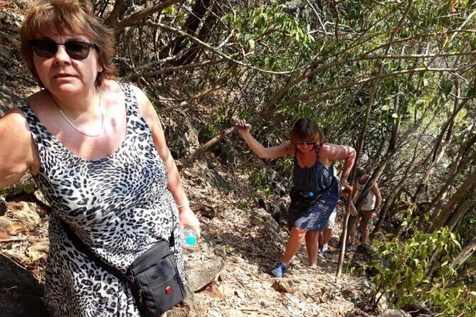 Sam Roi Yod National Park & Praya Nakhon Cave Join Group Tour - The 430-meter climb to the cave: what it actually feels like