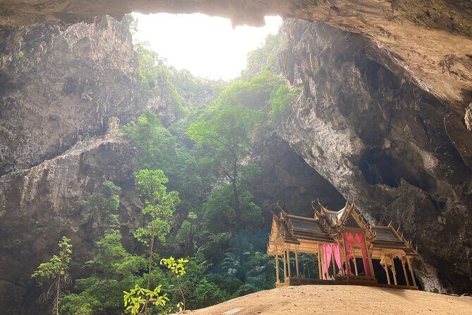Sam Roi Yod National Park & Praya Nakhon Cave Private Tour from Hua Hin - Why Sam Roi Yot and Praya Nakhon Cave feels different
