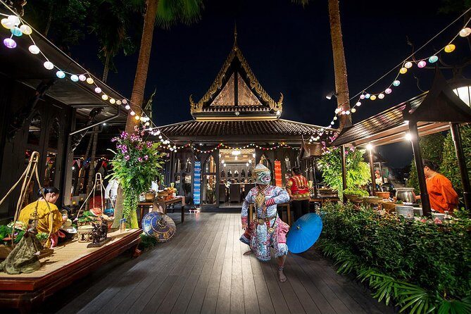 Shangri-La Hotel's Salathip Thai Restaurant Experience - Where it happens (and how to get there without drama)