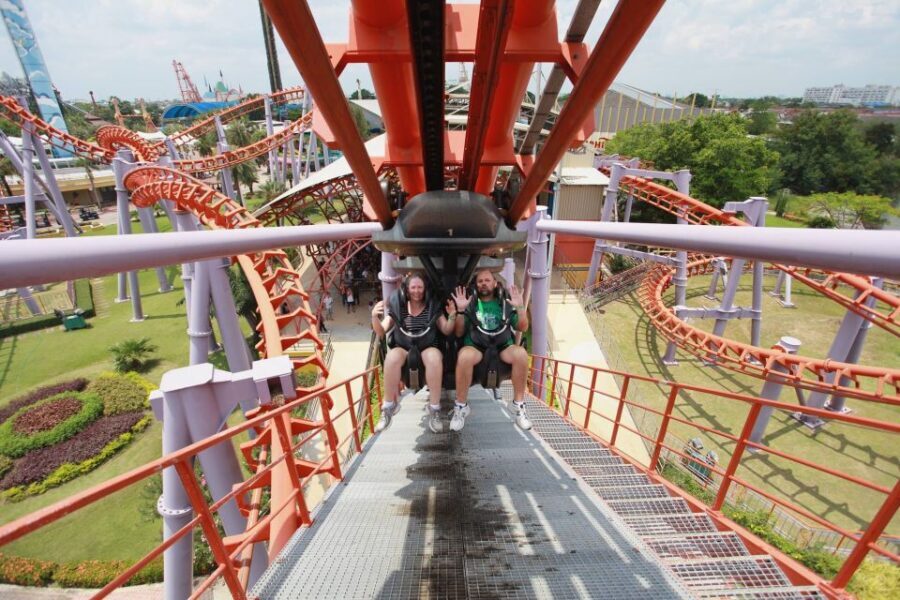 Siam Amazing Park: Water Park Ticket and Buffet Lunch - Buffet lunch included: decent fuel for a long day