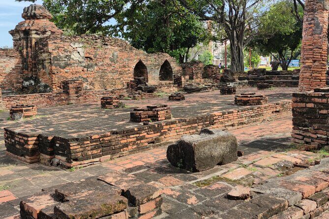 Small Group Tour to Ayutthaya Temples from Bangkok with Lunch - The “small group” truth: max 25, but check the vibe on the day