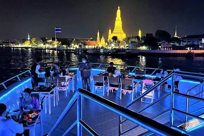 Smile Dinner Cruise Experience: Dining & Live Entertainment - Live Entertainment You Can Actually Watch: Thai Dancers and Cabaret
