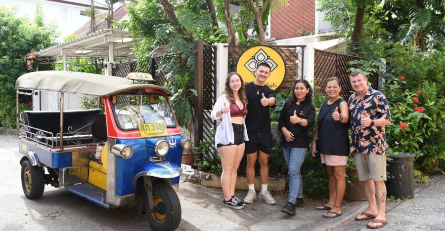 Sukhumvit: Hands-on Thai Cooking Class & Market Tour in BKK - Key Things to Know Before You Go