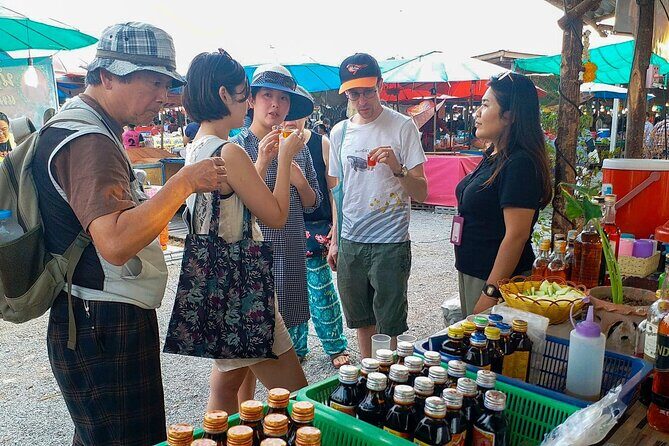Sunset Local Eats Food Tour in Hua Hin - Stop 2: Two Quieter Eating Spots Locals Actually Use