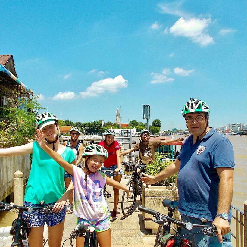 Thai culture and Bangkok local life guided bike tour - Pak Khlong Talat Flower Market and Riverside Temple Timing