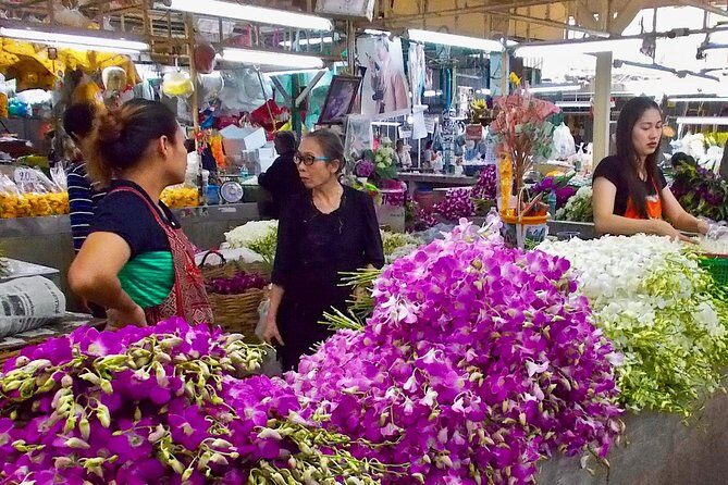 Thai Culture and Local Life 4- Hour Bangkok Bike Tour - Stop 3: Pak Khlong Flower Talat and Why It’s Worth Pedaling For