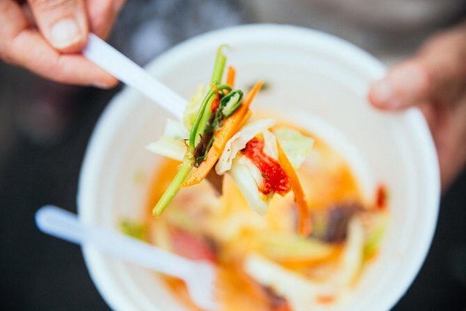 The 10 Tastings of Bangkok: Private Street Food Tour - Mango sticky rice: the sweet payoff (and why it works)