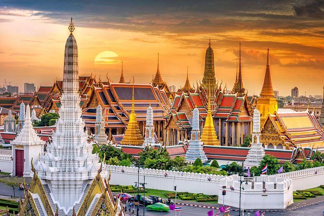 The Best of Bangkok Program Discovery: Half or Full Day Tour - Market choices: floating market, Chatuchak, or shopping streets