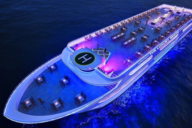 The Luxury White Cruise Experience - The buffet reality: Thai, international, seafood, and how to handle it