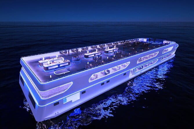 The Luxury White Cruise Experience - Live music, cabaret, and Thai classical dance on the water