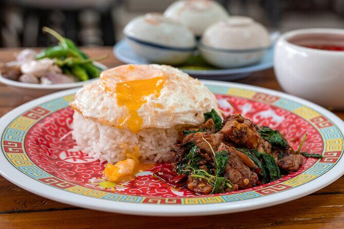 The Real Jing Jing Thai Food Tour in Hua Hin - Stop 3: Issan flavor explosion and the logic of heat