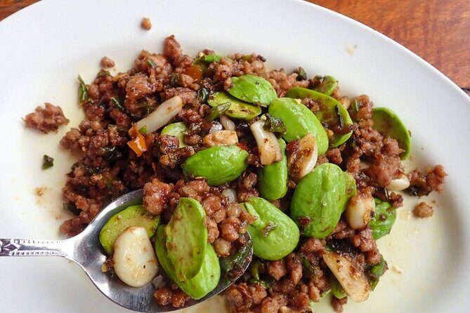 The Real Jing Jing Thai Food Tour in Hua Hin - Price and logistics: 12:00 pm, small group, and no long walks