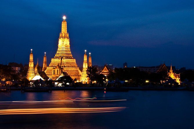 The White Orchid: Chao Phraya Dinner Cruise Experience - Included welcome drink and what it means for your evening