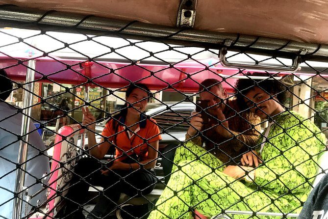 Tuk Tuk Bangkok Private Tour: WW2 Pad Thai, 360-Viewpoint, Chinatown (Pickup) - The real value: why private tuk-tuk plus a meal beats piecing it together