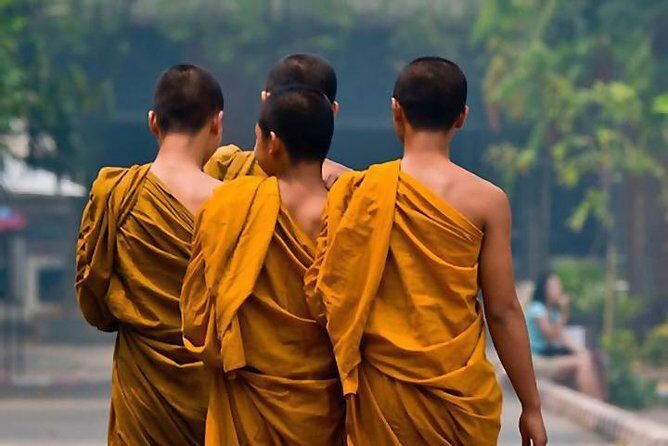Visit temples in and around Bangkok with a former monk of 10 years - Key reasons this monk-led temple day is worth it