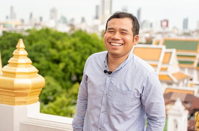 Visit temples in and around Bangkok with a former monk of 10 years - Dress code and respectful basics: avoid the gate-stall headache