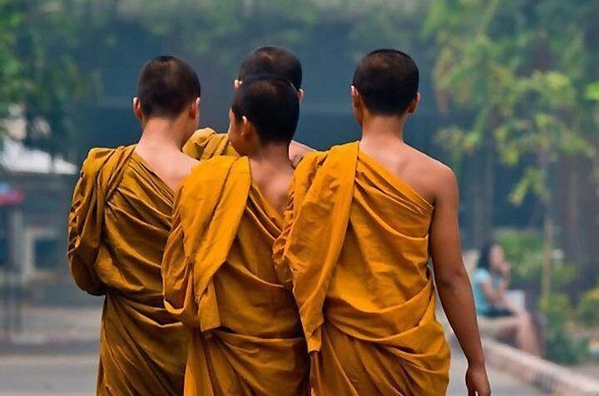 Visit temples in and around Bangkok with a former monk of 10 years - The temple menu: how to think about each stop you can choose