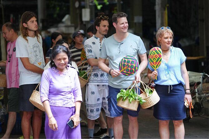 White Lotus Thai Cooking Class in Bangkok - Starting at Pak Khlong Talat: The Ingredient Walk That Sets You Up